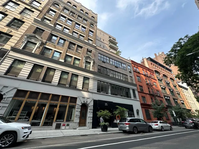 35 East 10th Street