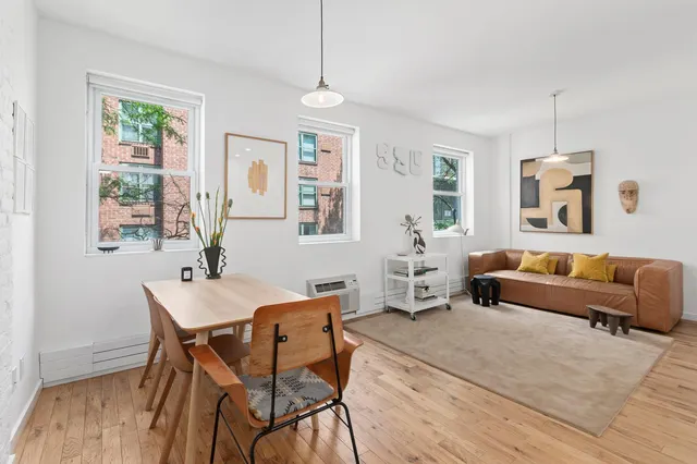 207 East 21st Street