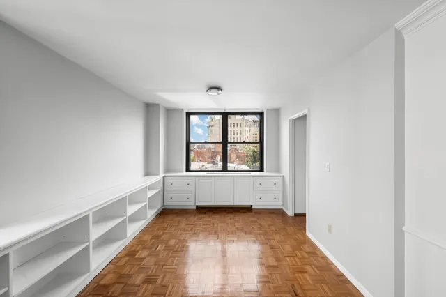201 East 17th Street