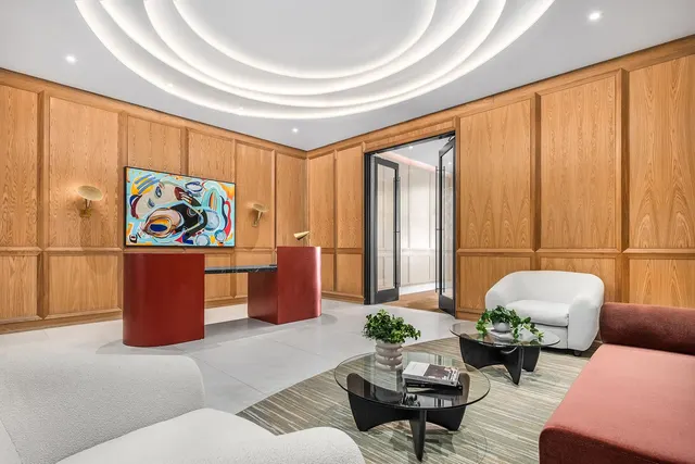 250 East 21st Street