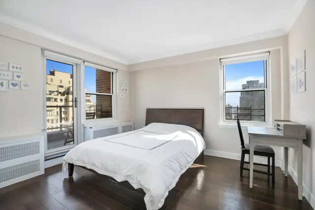 300 East 71st Street