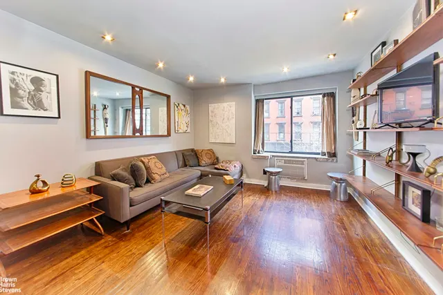 160 East 26th Street