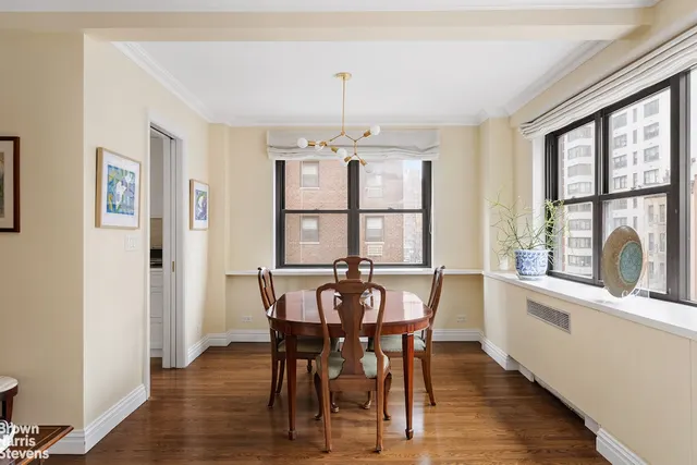 165 East 72nd Street