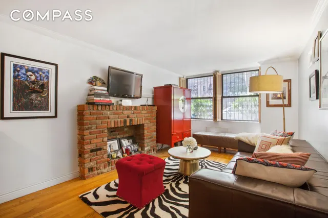 433 West 24th Street