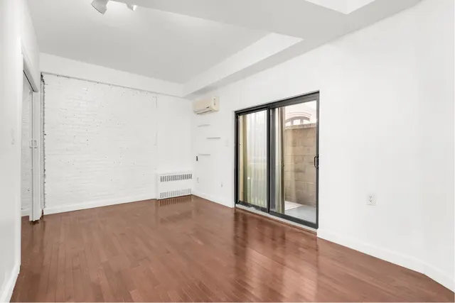 207 East 21st Street