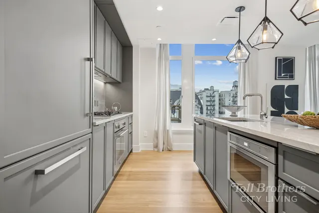 218 West 103rd Street