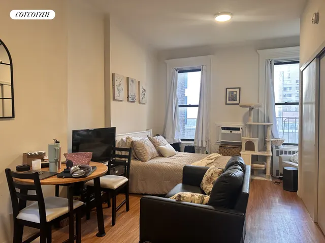 239 East 53rd Street