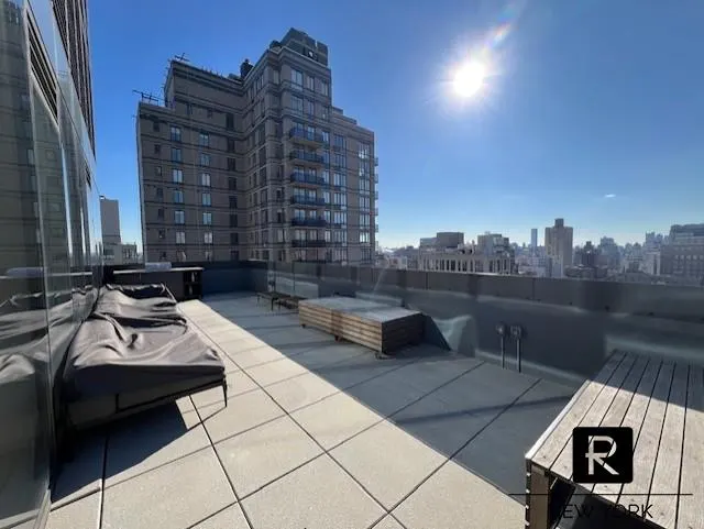 150 East 23rd Street