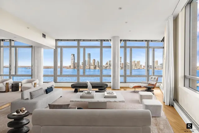 2 River Terrace
