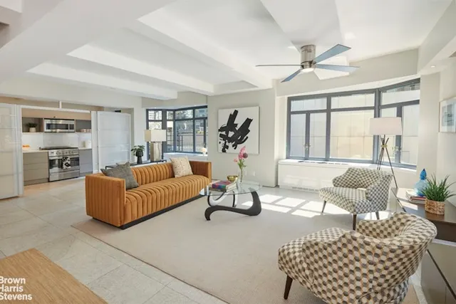 25 West 54th Street