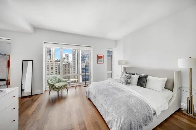 33 West 56th Street
