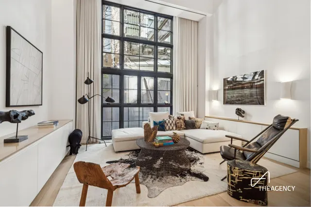 39 E 12TH Street