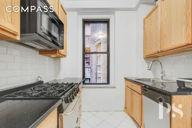 200 West 54th Street