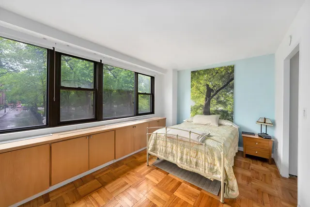 230 East 15th Street