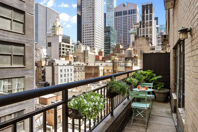 45 West 54th Street