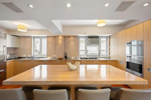 45 West 54th Street