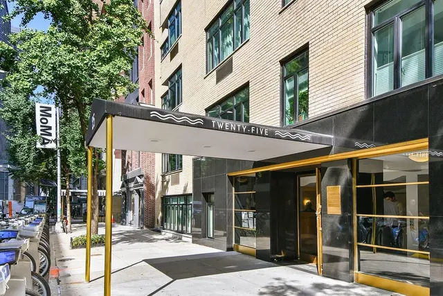 25 West 54th Street
