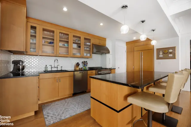 60 Gramercy Park North