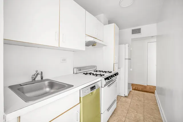 233 East 70th Street