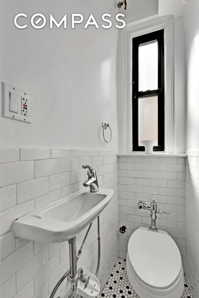 41 West 96th Street