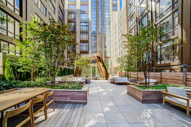 230 East 20th Street