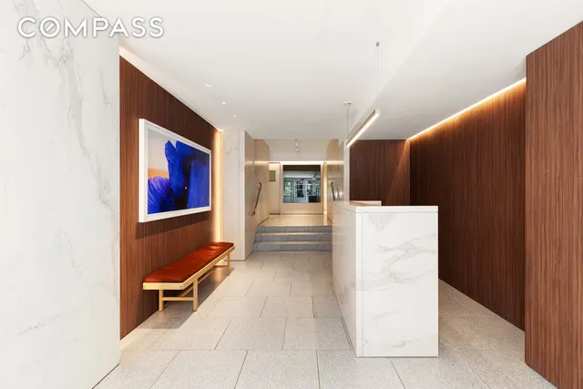 69 W 9TH Street