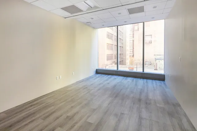 50 W 47TH Street