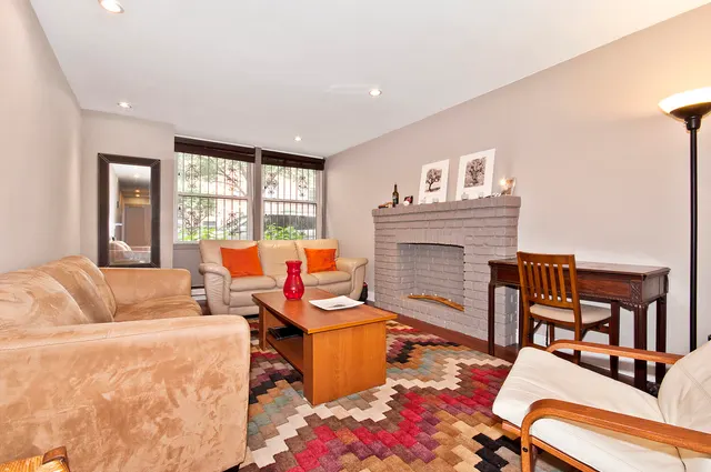 433 West 24th Street