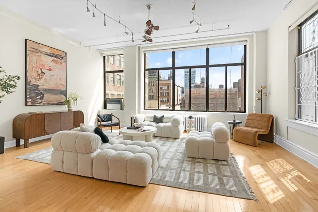 718 Broadway