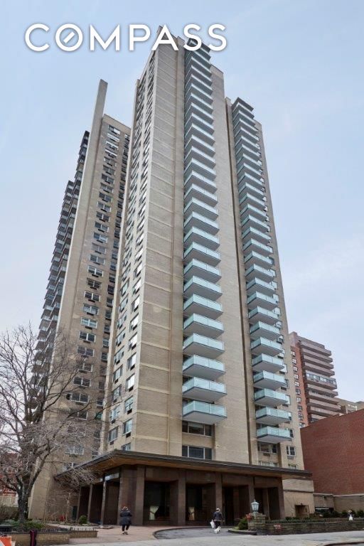 250 East 87th Street
