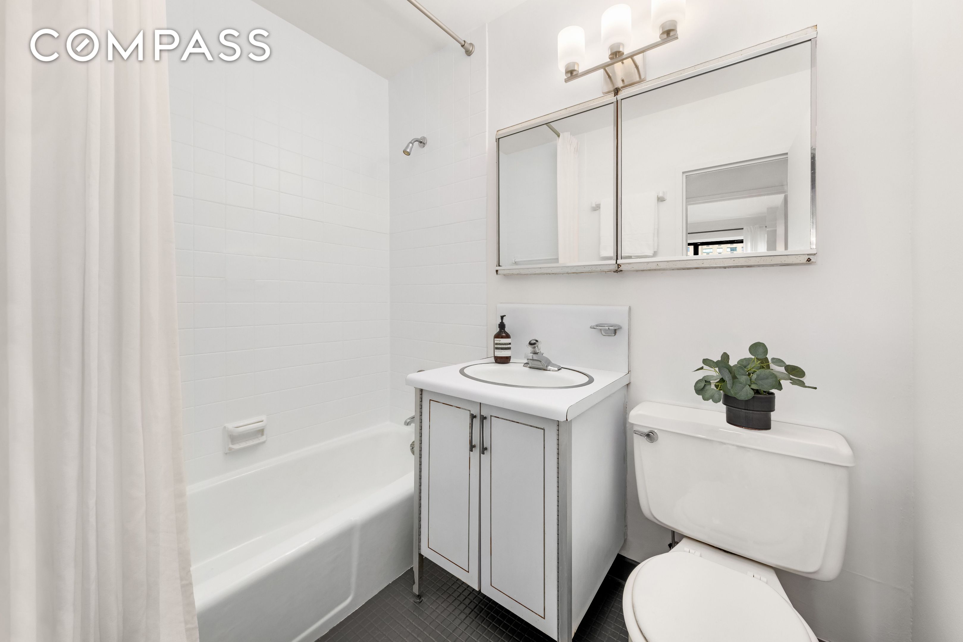 250 East 87th Street