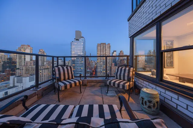 200 East 74th Street