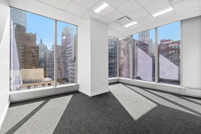 50 W 47TH Street