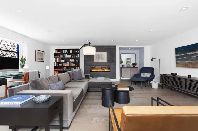 205 East 16th Street