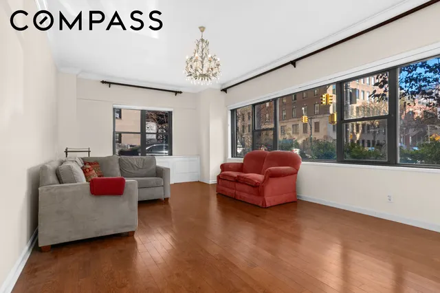 16 Sutton Place