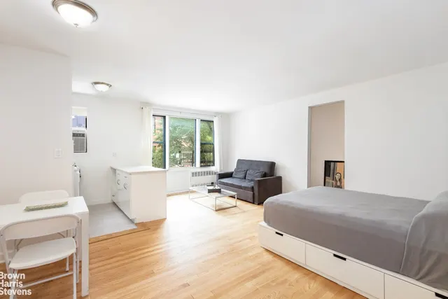 400 West 58th Street