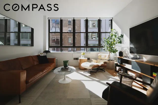 35 East 10th Street