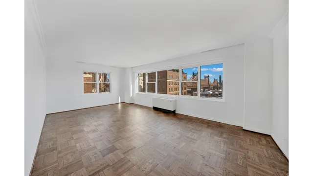 16 Sutton Place