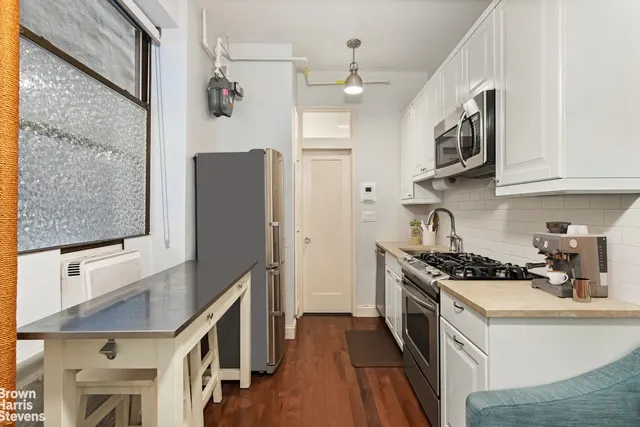 139 East 30th Street