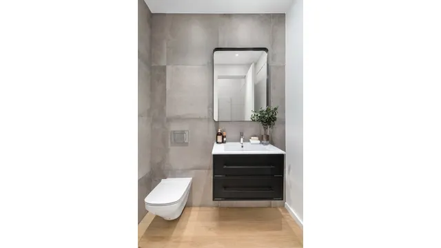 7 Bond Street