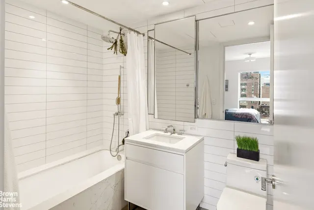 150 East 23rd Street