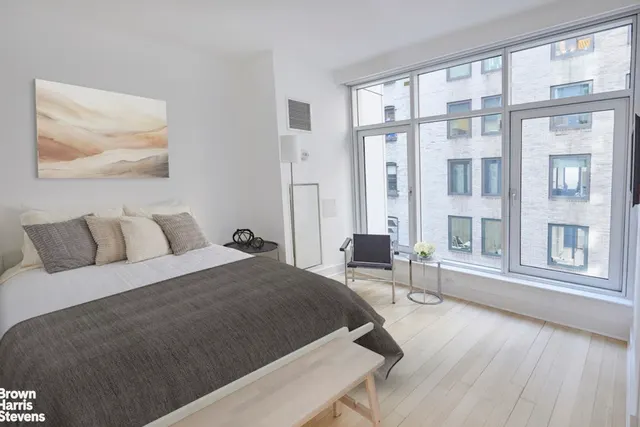 5 East 44th Street