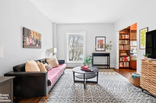 129 Columbia Heights