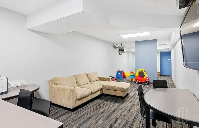 4 West 109th Street