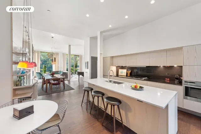 50 Gramercy Park North