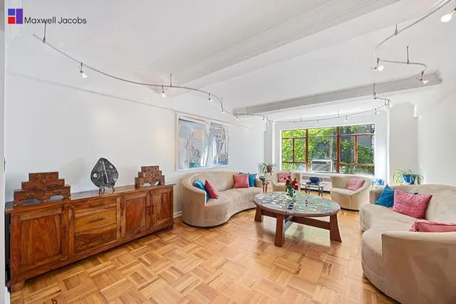 45 West 54th Street