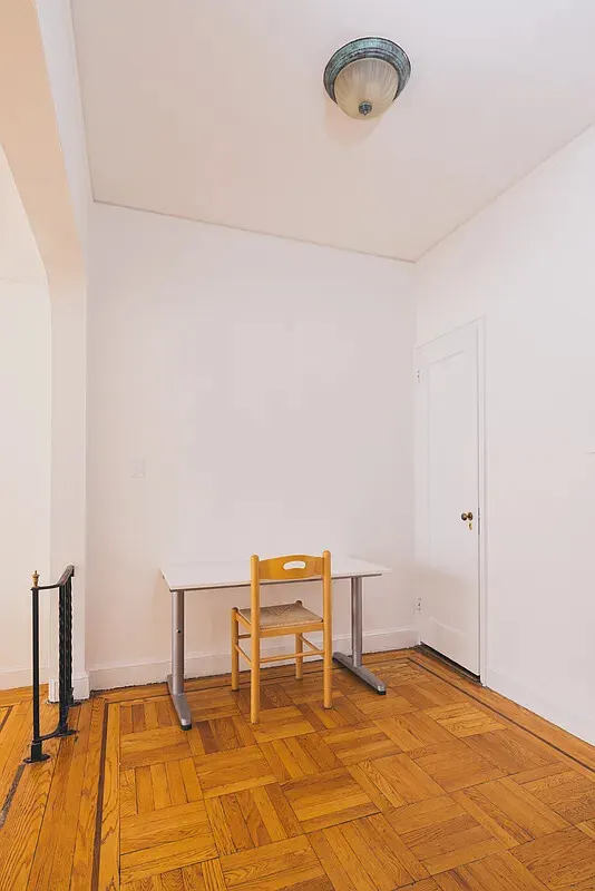 25 Minetta Lane