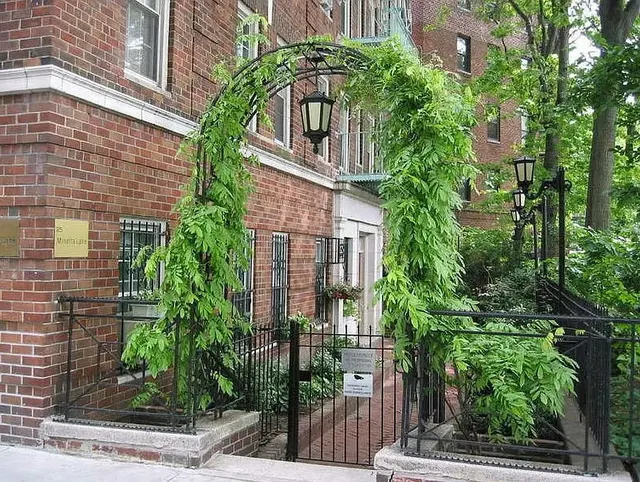 25 Minetta Lane