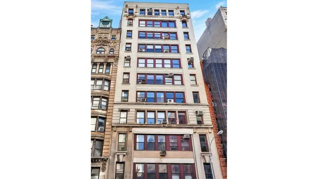 718 Broadway