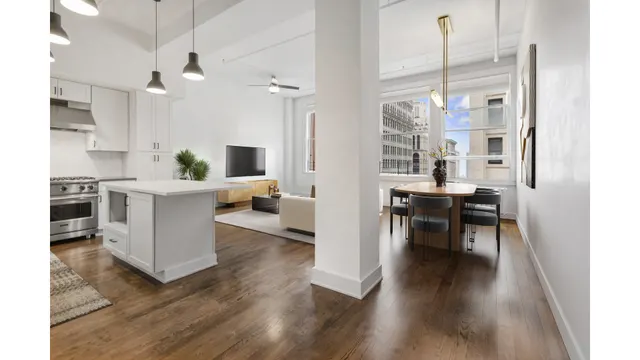 718 Broadway